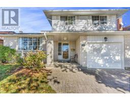 40 KEATS CRESCENT - 3