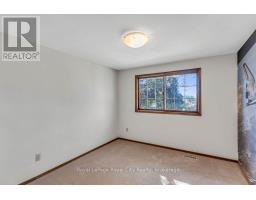40 KEATS CRESCENT - 39