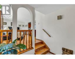 40 KEATS CRESCENT - 5