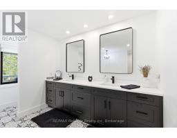 71033 BLUEWATER HIGHWAY - 33