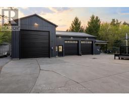 71033 BLUEWATER HIGHWAY - 46