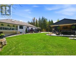 71033 BLUEWATER HIGHWAY - 9