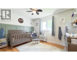 10 BAYFIELD STREET E - 24