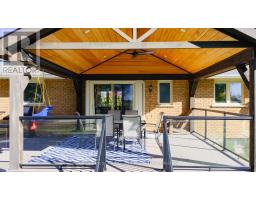 10 BAYFIELD STREET E - 8