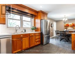 491 ELIZABETH STREET - 18