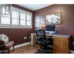 491 ELIZABETH STREET - 24
