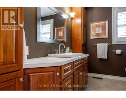 491 ELIZABETH STREET - 26