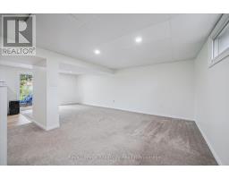 22 CRESTWOOD DRIVE - 29