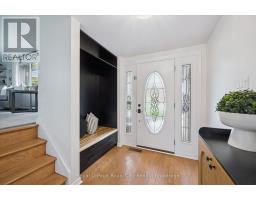 22 CRESTWOOD DRIVE - 4