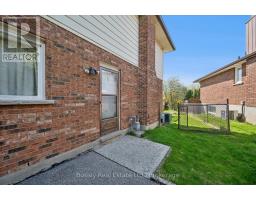 49 RIPLEY CRESCENT - 39