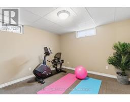43 TUPPER CRESCENT - 27