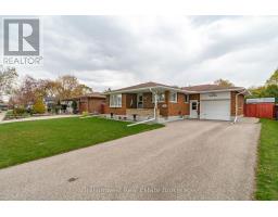 43 TUPPER CRESCENT - 33