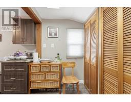 52 WALKER STREET - 10