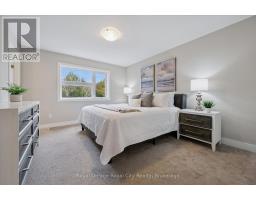 83 - 60 ARKELL ROAD - 21