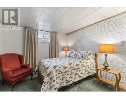 27 INVERLYN CRESCENT S - 20