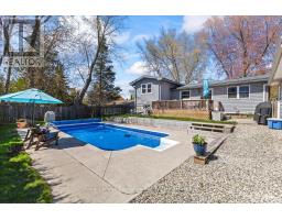 27 INVERLYN CRESCENT S - 4