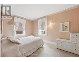 138 ST. DAVID STREET - 31