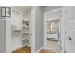 102 - 32 BRUNEL ROAD - 40