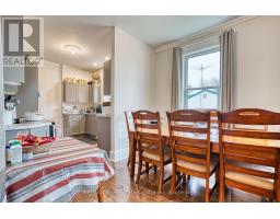 745 MAIN STREET W - 32