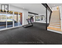 36 BEACH ROAD - 24