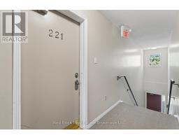 221 - 458 JANEFIELD AVENUE - 32