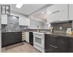 221 - 458 JANEFIELD AVENUE - 7