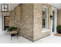 18 WATERLOO STREET N - 5