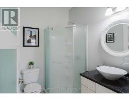 3 - 246 GREY STREET S - 12