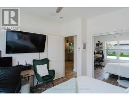 3 - 246 GREY STREET S - 15