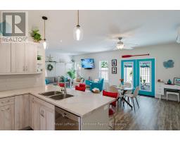 3 - 246 GREY STREET S - 20