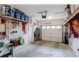 3 - 246 GREY STREET S - 32