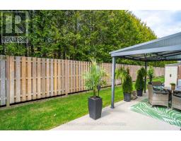 3 - 246 GREY STREET S - 37