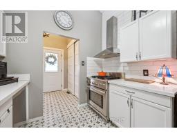 195 MIDDLEBURY DRIVE - 13