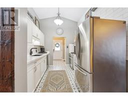 195 MIDDLEBURY DRIVE - 14