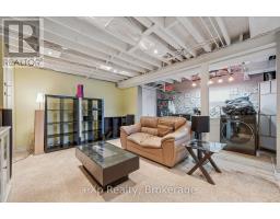 195 MIDDLEBURY DRIVE - 33