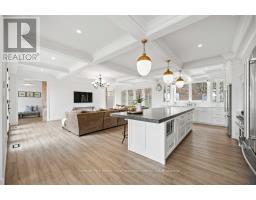 27 VARDON DRIVE - 17