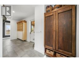 27 VARDON DRIVE - 24