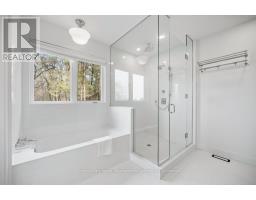 27 VARDON DRIVE - 31