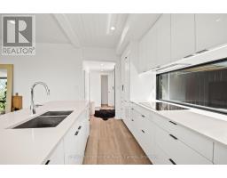 10 EUREKA STREET - 3