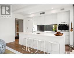 10 EUREKA STREET - 4