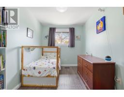 51 CLEMENS AVENUE - 19
