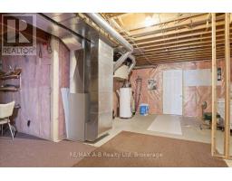 93 ABRAHAM DRIVE - 41