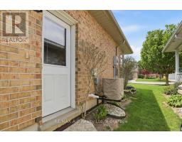 93 ABRAHAM DRIVE - 5