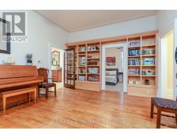 27 HOME STREET - 15