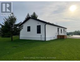212 SPRUCE DRIVE - 6