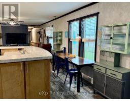 35 DOVE ROAD - 11