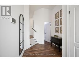 16 ROBBINS RIDGE - 7