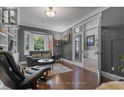 151 HURON ROAD - 26