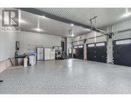 151 HURON ROAD - 48