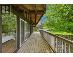 2058 JAMES STREET - 34